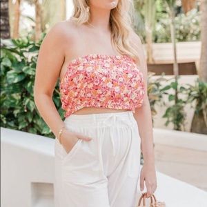 NWOT PINK FLORAL STRAPLESS CROP TOP